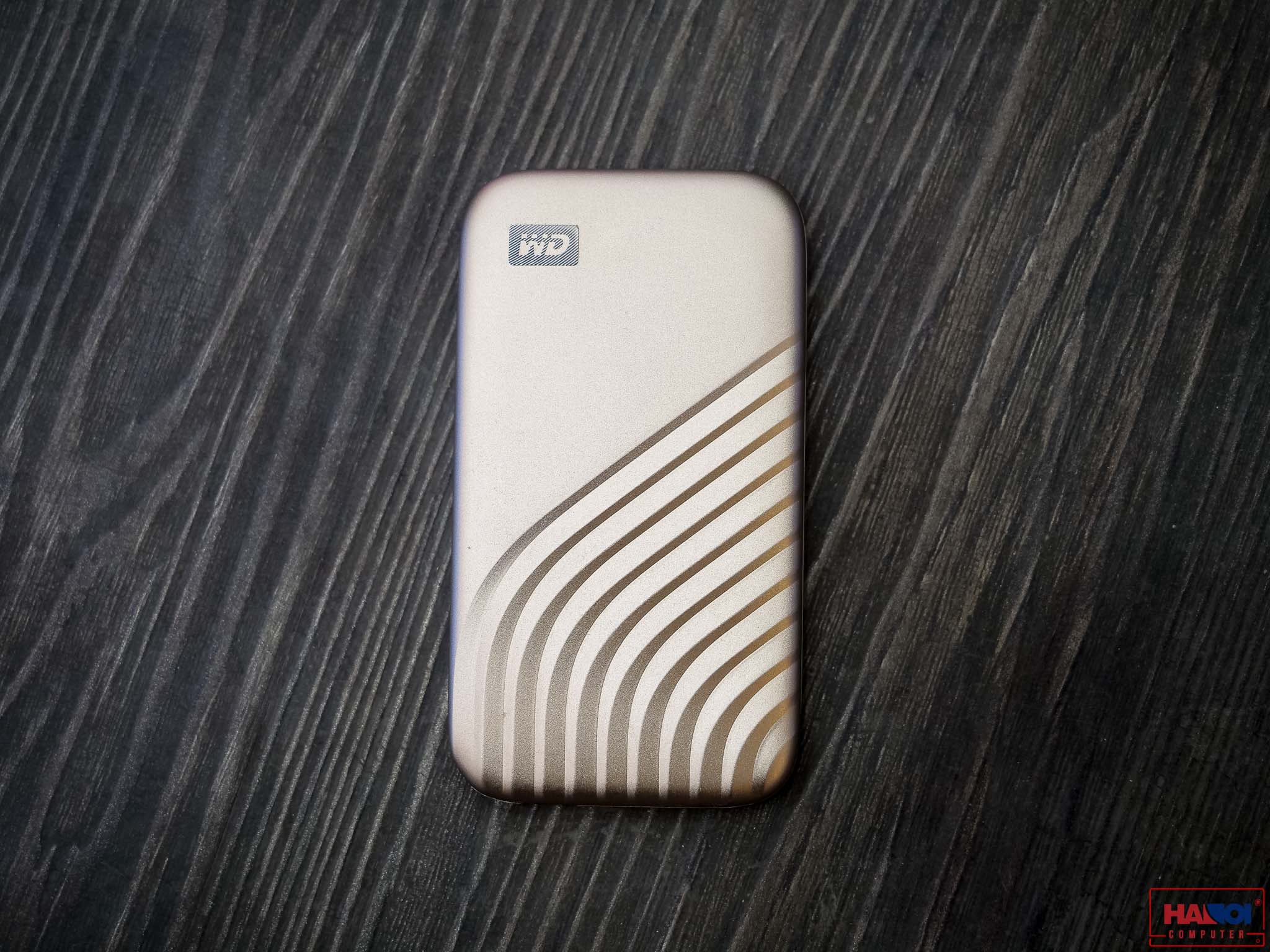 Ổ cứng di động WD MY PASSPORT SSD 2TB V&agrave;ng